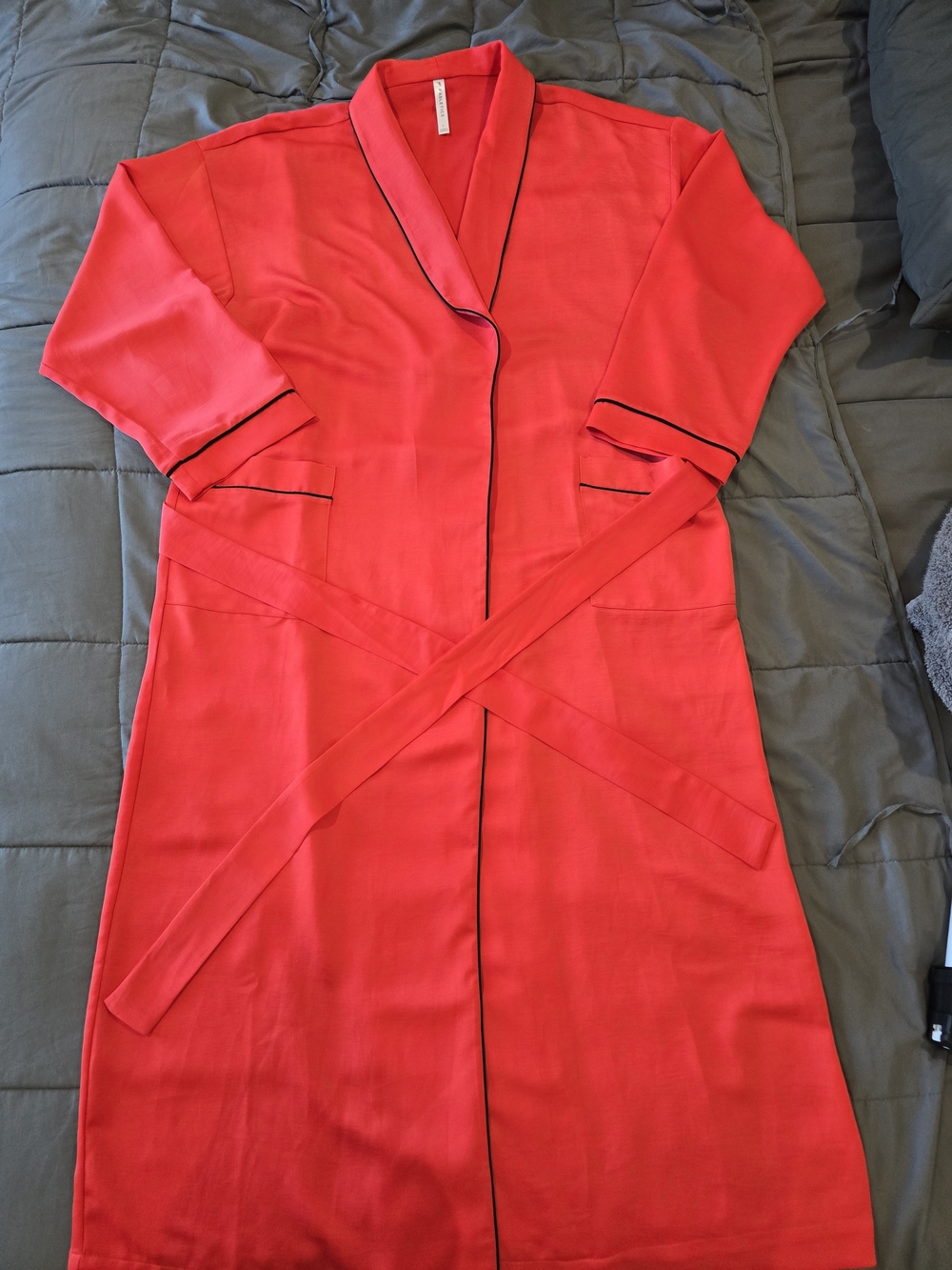 Fabletics Salmon Tie-Waist Long Rope with Contrast Piping